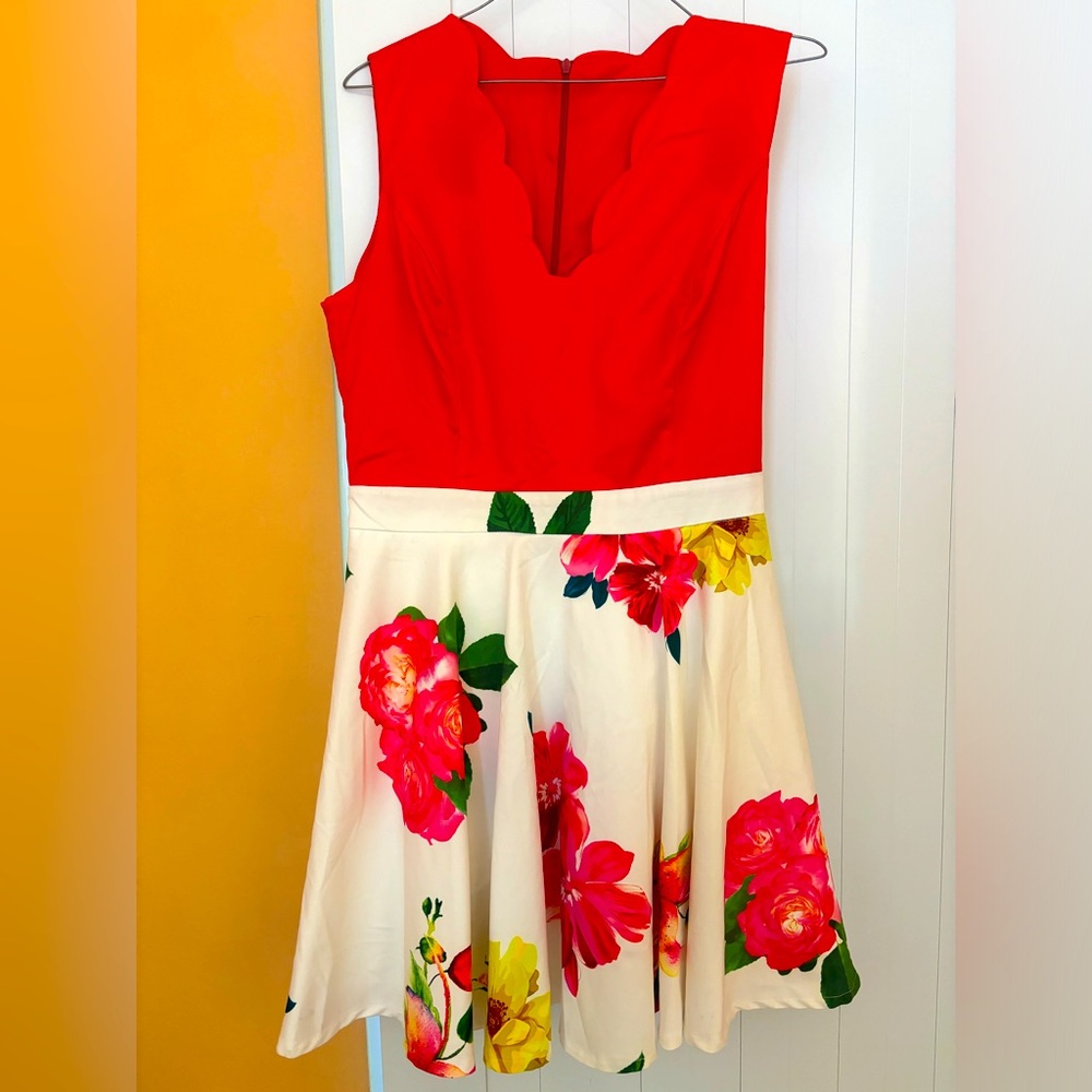 Red floral Cocktail Dress in Size Medium